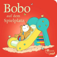 Bobo auf dem Spielplatz